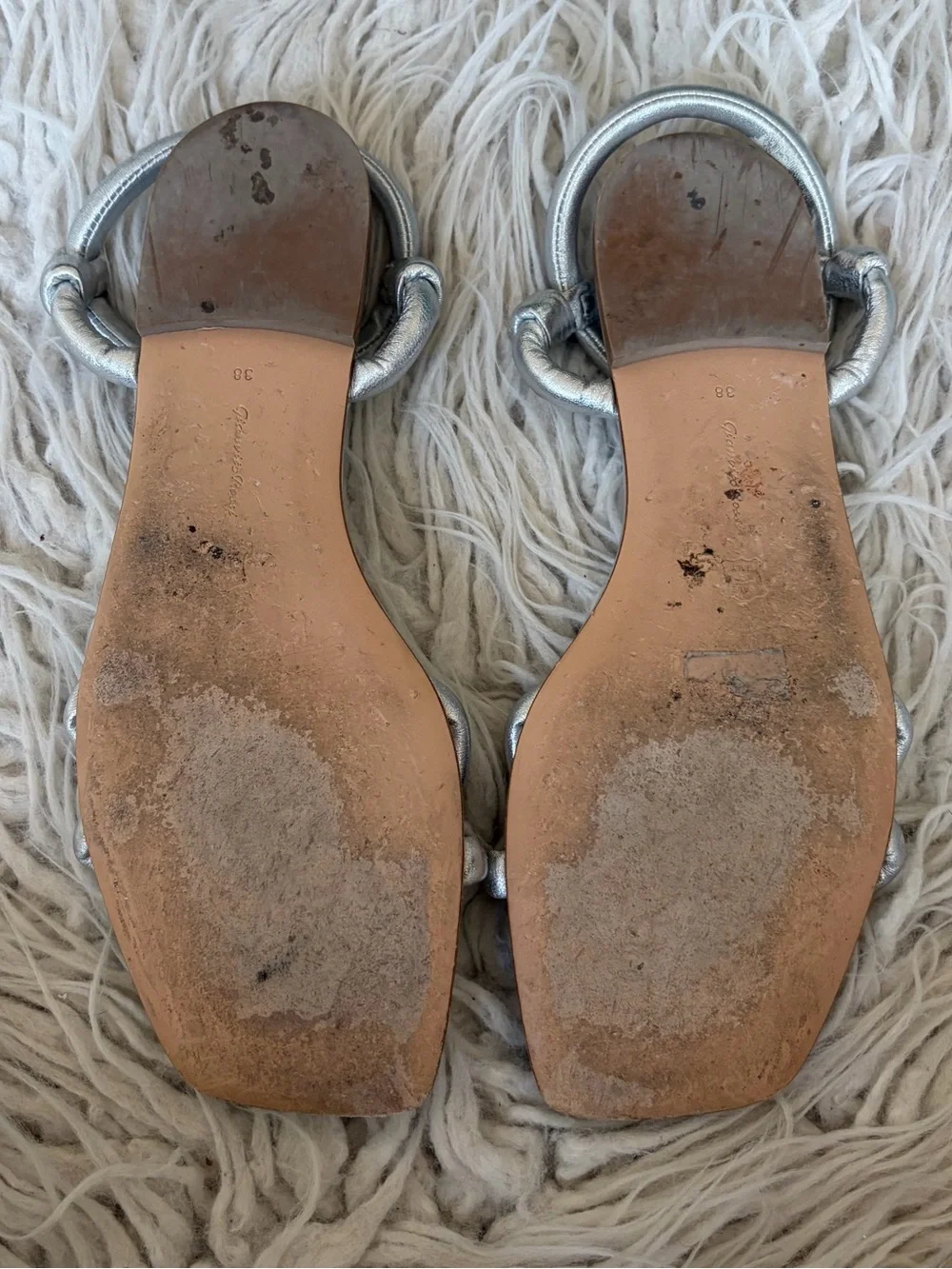 Gianvito Rossi Juno 05 Leather Knotted Silver Metallic Nappa Flats Sandals Sz 38